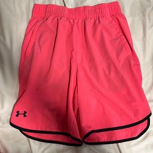 Underarmor hot pink 7-9in shorts. M. Like new. Worn once.